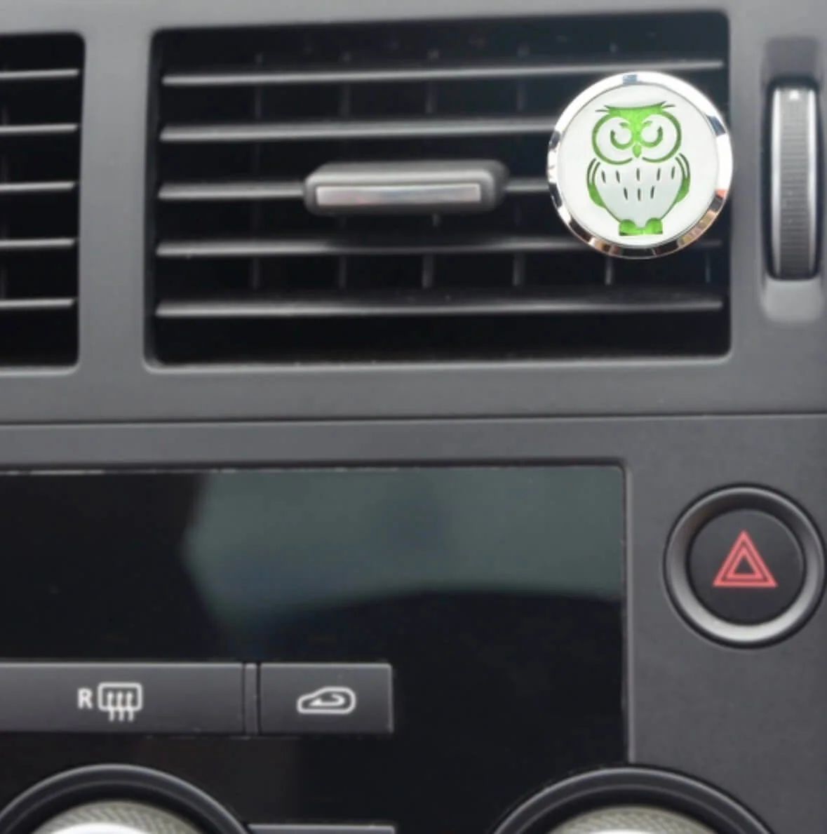 Diffuseur voiture rechargeable design acier