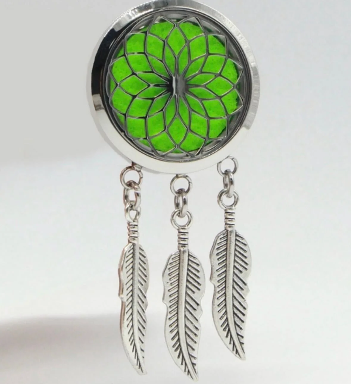 Diffuseur voiture rechargeable design acier